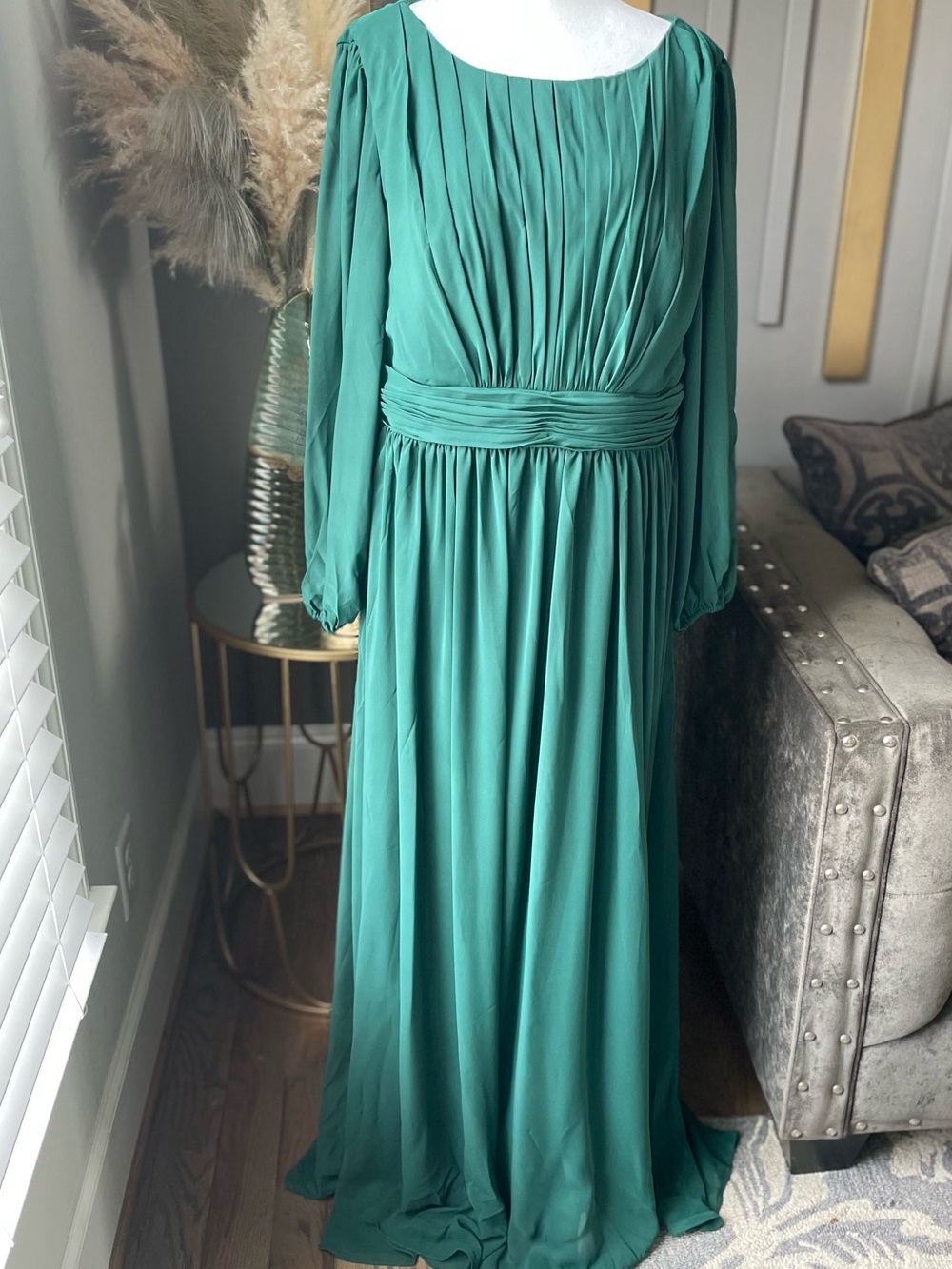 JJs House Emerald Green Long-Sleeve Pleated Maxi Dress